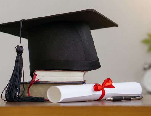 Confira  os passos para garantir convites de formatura perfeitos!