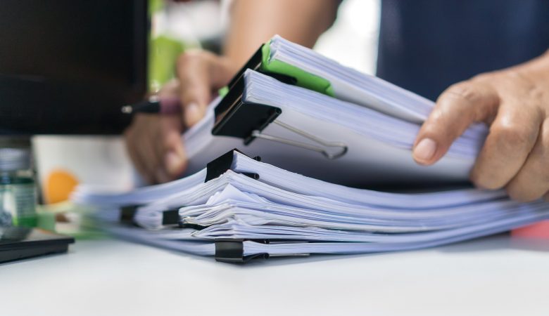 Saiba o que é ficha de matrícula e o que deve conter no documento